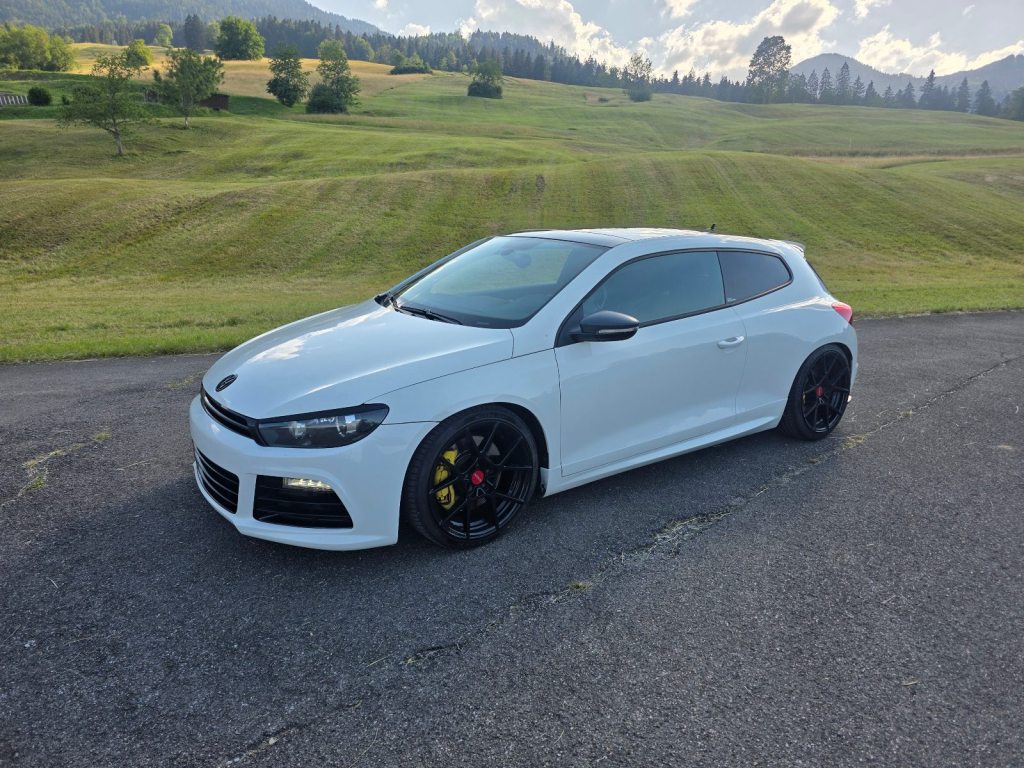 VW SCIROCCO 2.0 TSI R