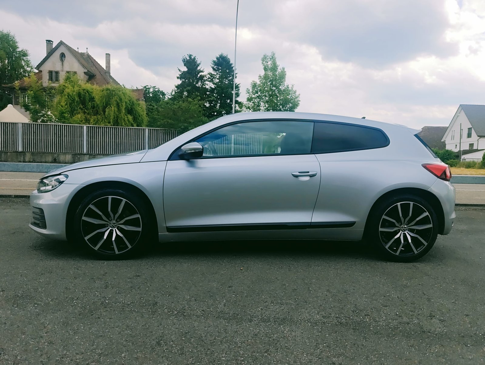 VW Scirocco 2.0 TSI BMT, Essence, Occasion / Utilisé, Manuelle - 3