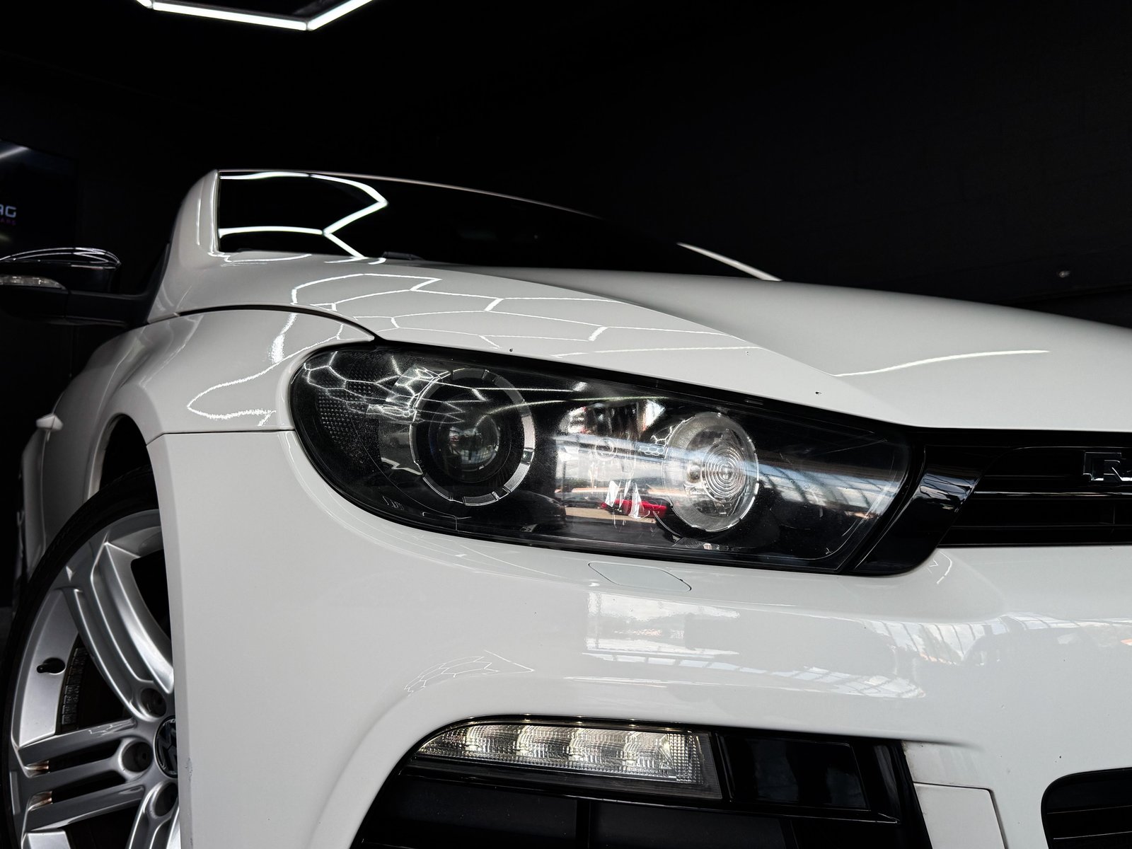VW Scirocco 2.0 TSI R DSG, Petrol, Second hand / Used, Automatic - 4