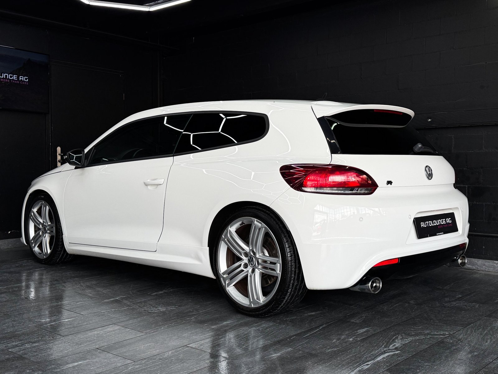 VW Scirocco 2.0 TSI R DSG, Petrol, Second hand / Used, Automatic - 5