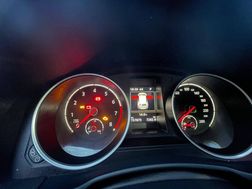 VW SCIROCCO TSI R Line Package, Petrol, Second hand / Used, Automatic - 5