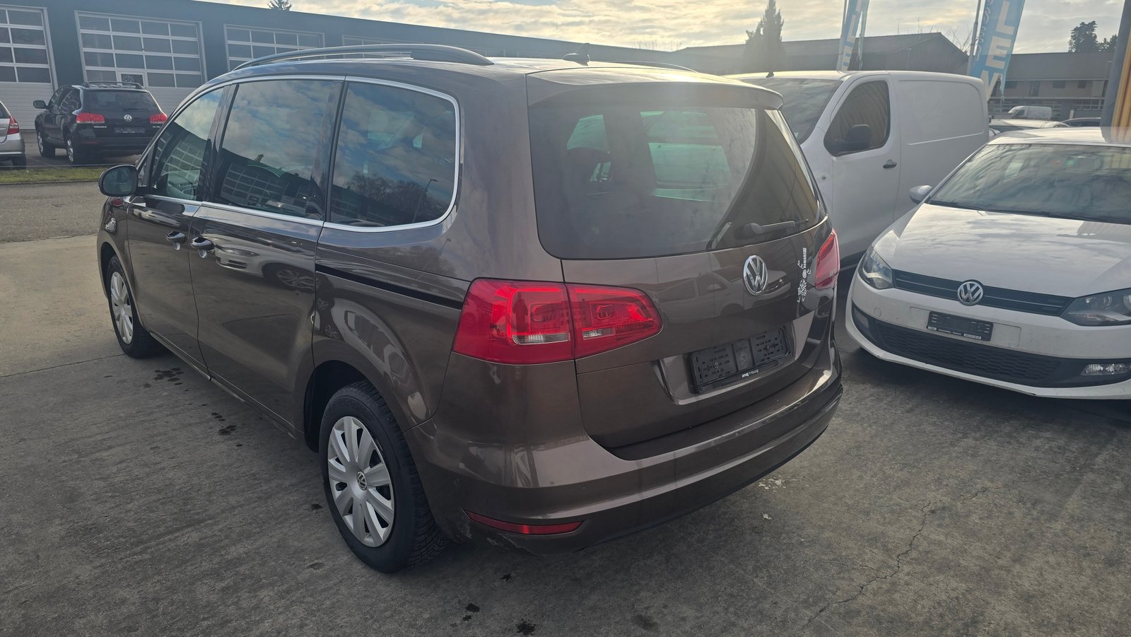 VW Sharan 2.0 TSI Highline DSG, Petrol, Second hand / Used, Automatic - 2