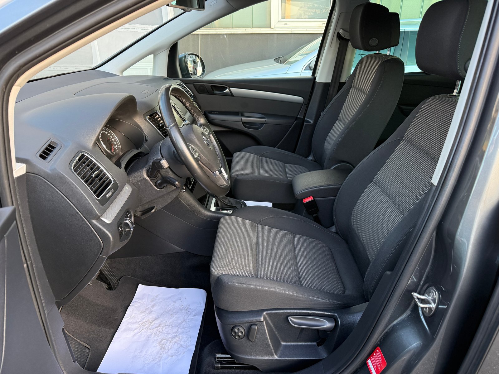 VW Sharan 2.0 TSI Comfortline DSG *** 7-SITZE / FRISCH AB MF, Petrol, Second hand / Used, Automatic - 7