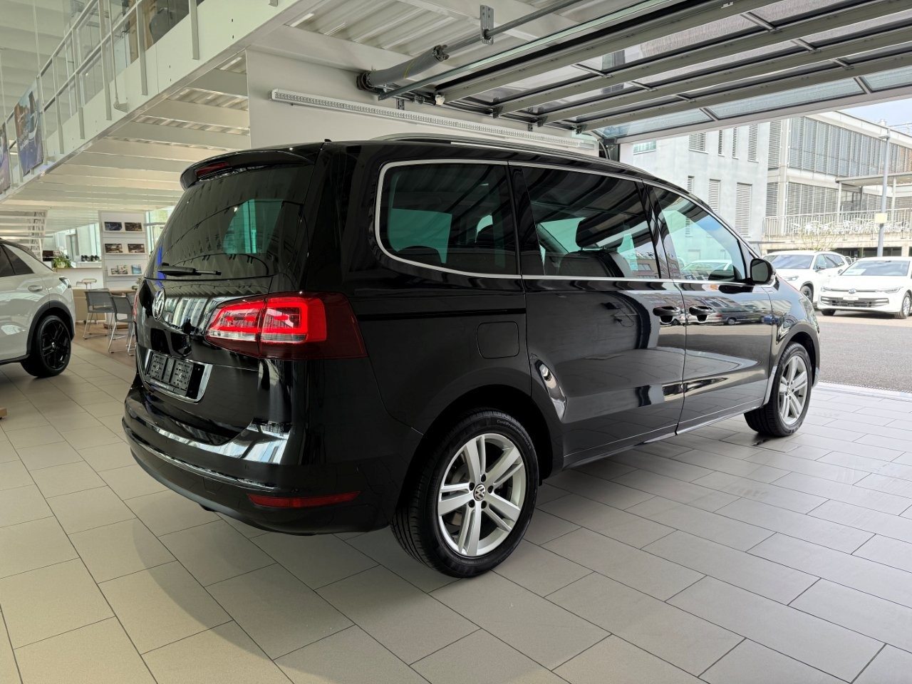 VW Sharan Highline, Benzin, Occasion / Gebraucht, Automatik - 3