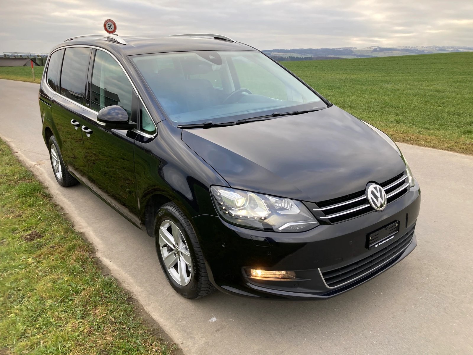 VW Sharan 2.0 TDI BMT Allstar 4Motion DSG 7 Sitzer, Diesel, Second hand / Used, Automatic - 2