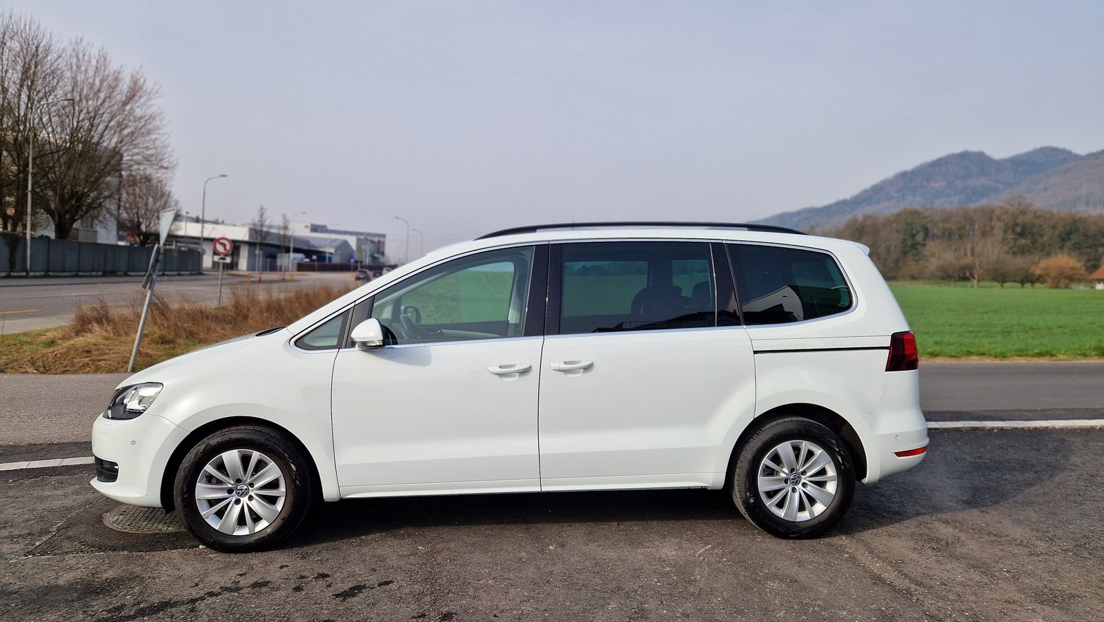 VW Sharan 1.4 TSI BlMT Comfortline DSG, Essence, Occasion / Utilisé, Automatique - 2