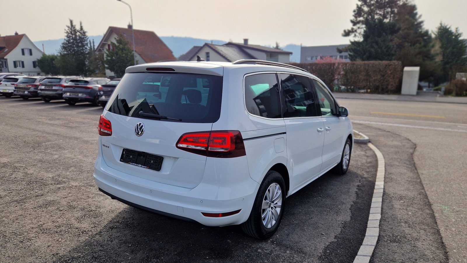 VW Sharan 1.4 TSI BlMT Comfortline DSG, Essence, Occasion / Utilisé, Automatique - 4