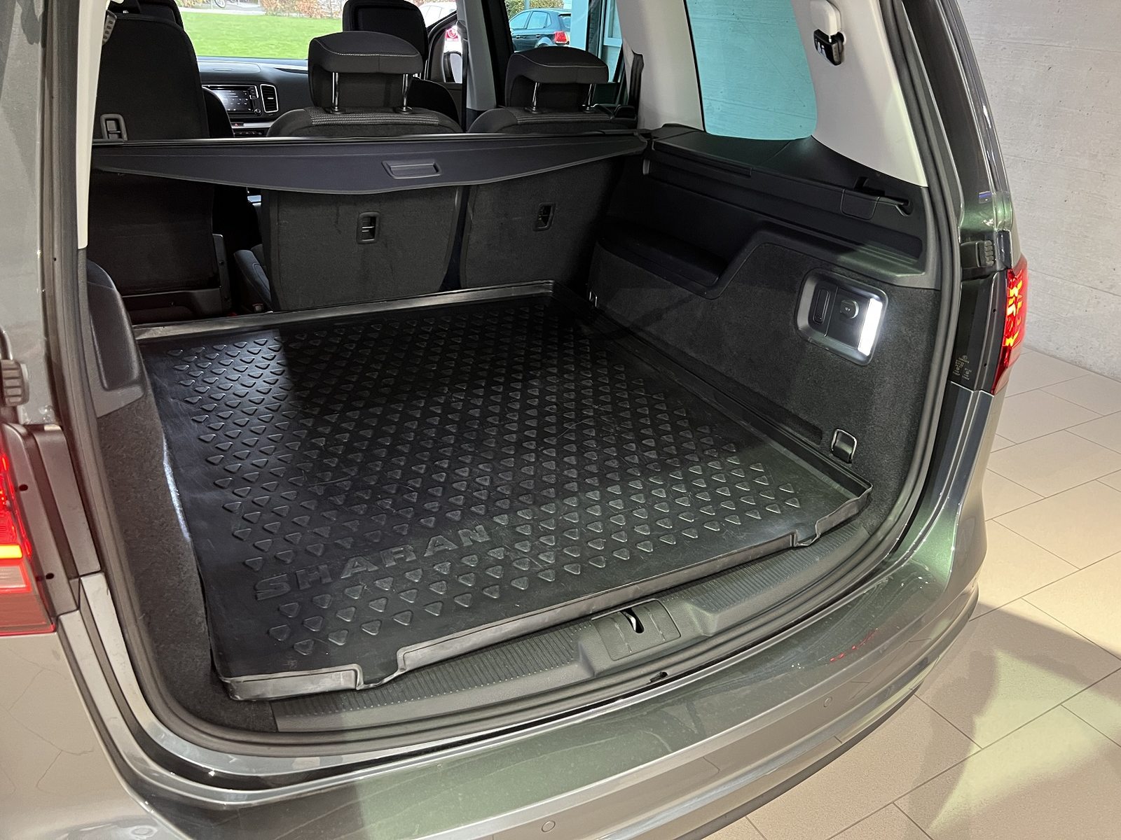 VW Sharan Comfortline, Diesel, Occasion / Gebraucht, Automatik - 6