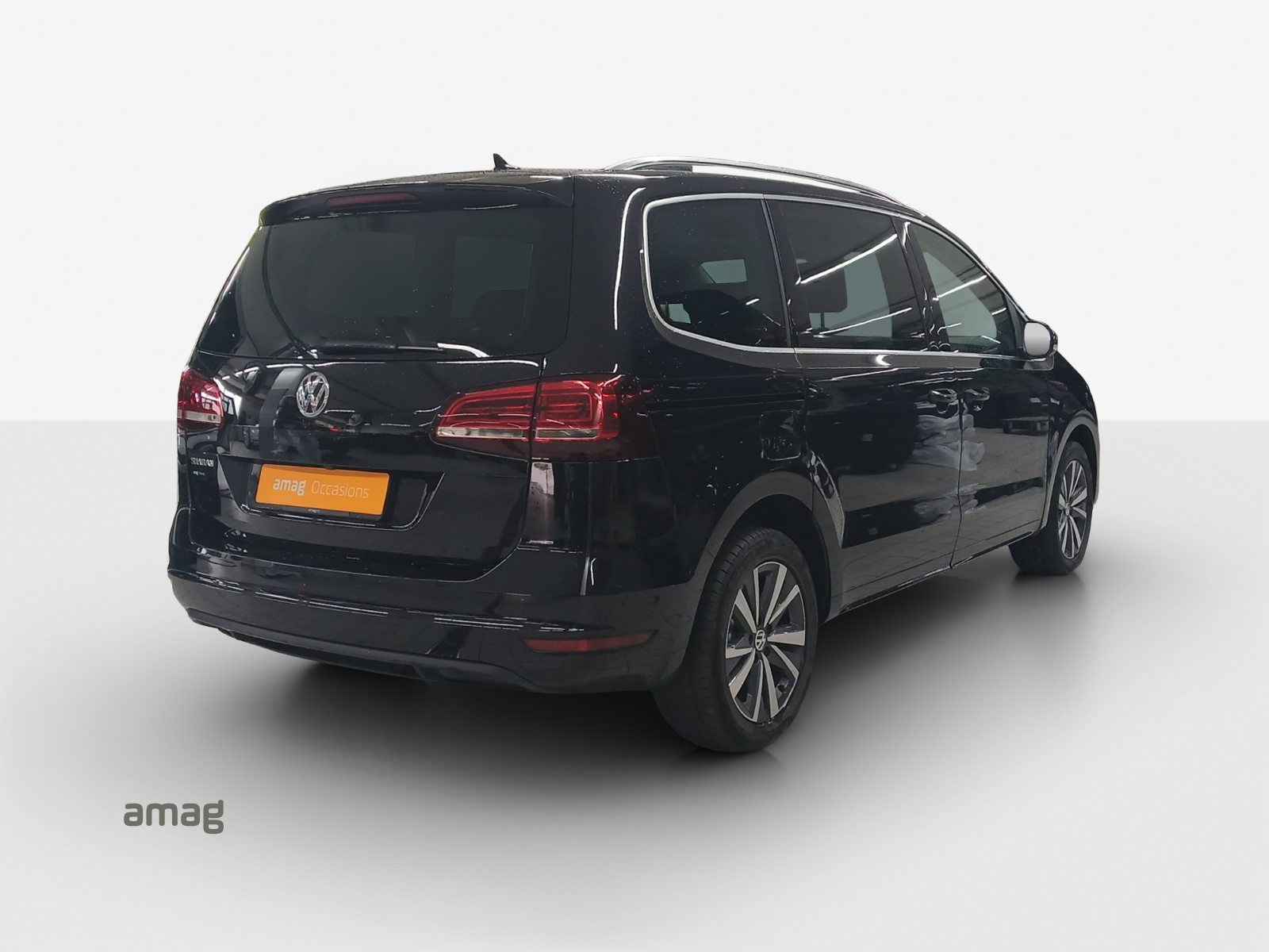 VW Sharan Comfortline, Petrol, Second hand / Used, Automatic - 5
