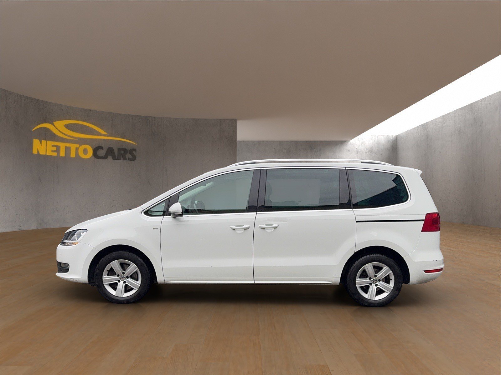 VW Sharan 1.4 TSI BMT Comfortline DSG, Petrol, Second hand / Used, Automatic - 5