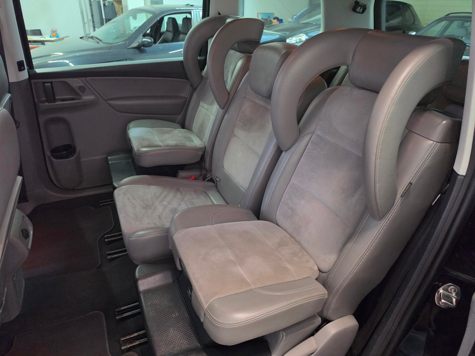 VW Sharan 2.0 TDI BMT Highline 4Motion 7 Sitzplätze, Diesel, Occasioni / Usate, Manuale - 5