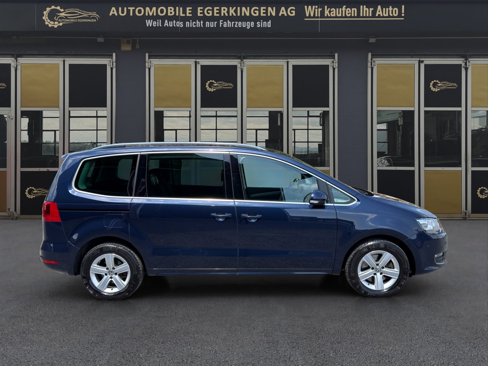 VW Sharan 2.0 TDI BlueMTA Comfl. 4m, Diesel, Second hand / Used, Manual - 4