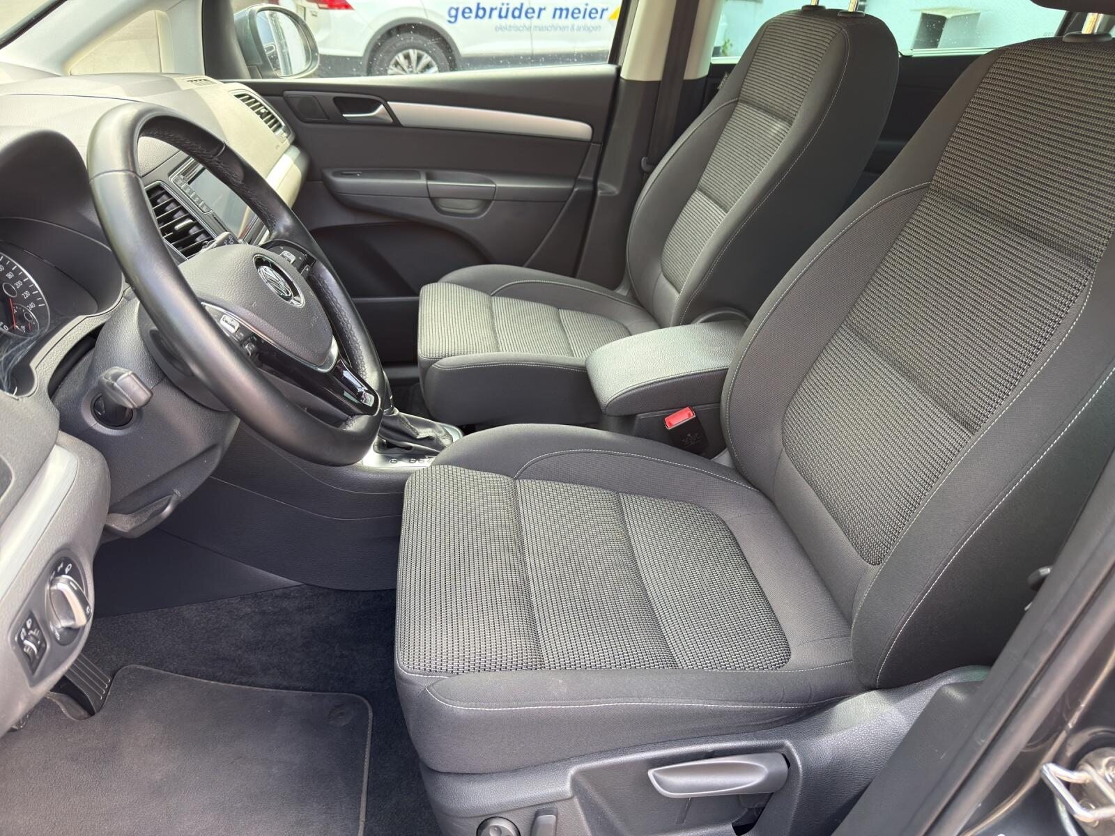 VW Sharan 1.4 TSI Comfortline DSG, Petrol, Second hand / Used, Automatic - 5