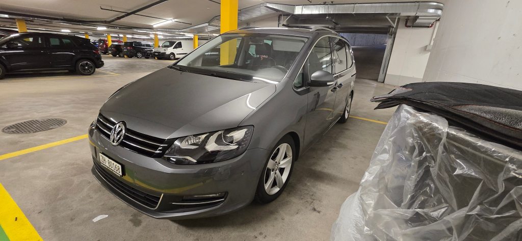 VW SHARAN 2.0 TDI BlueMTA Highline, Diesel, Second hand / Used, Manual - 2