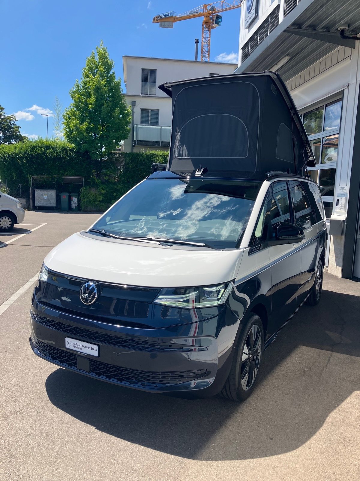 VW California Beach Tour Liberty, Diesel, New car, Automatic - 4