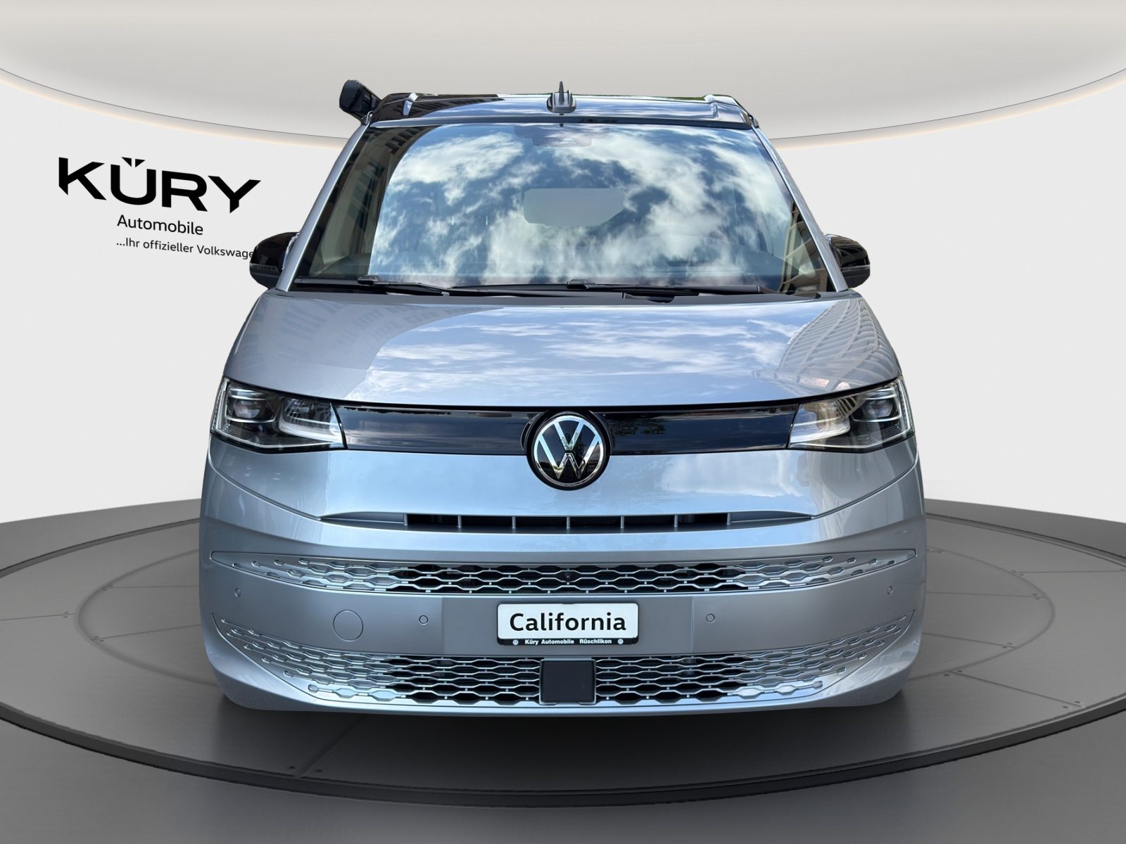 VW California Beach Tour Liberty, Full-Hybrid Petrol/Electric, Second hand / Used, Automatic - 2