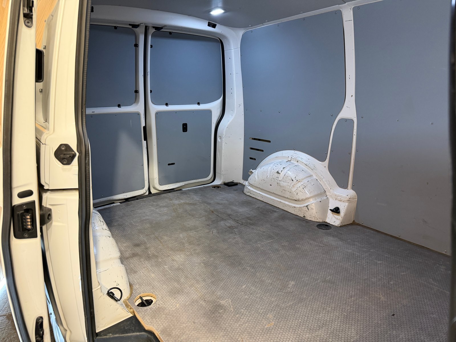 VW T6.1 2.0 TDI TRANSPORTER 3 Plätzer, Diesel, Occasioni / Usate, Manuale - 7