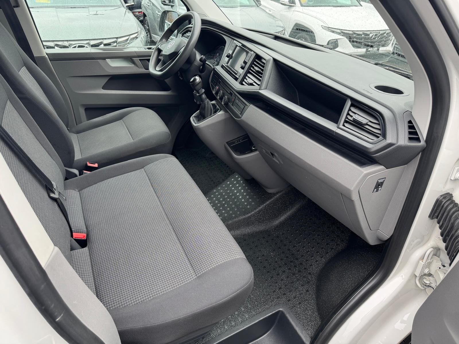 VW T6.1 2.0 TDI Entry Entry L2, Diesel, Occasion / Utilisé, Manuelle - 5