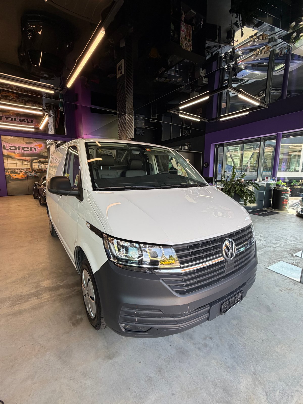 VW T6.1 2.0 TDI, Diesel, Second hand / Used, Manual - 3