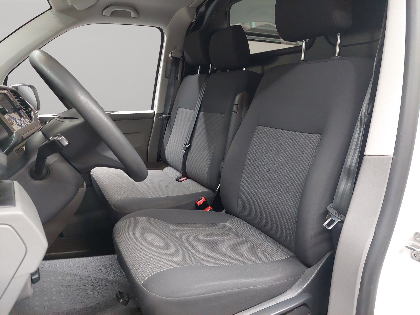 VW T6.1 2.0 TDI, Diesel, Occasion / Gebraucht, Handschaltung - 6