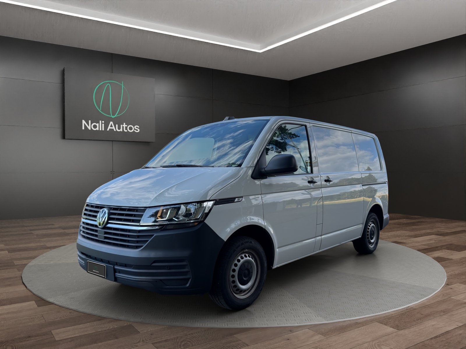 VW T6.1 2.0 TDI 4Motion DSG, Diesel, Second hand / Used, Automatic - 2