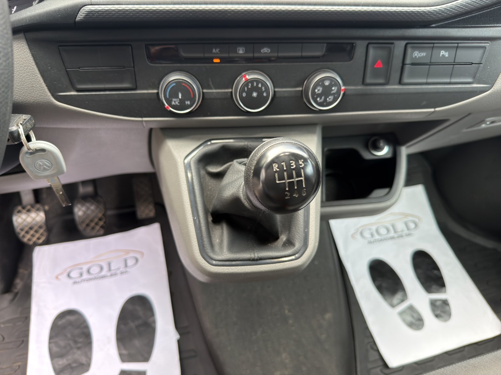 VW T6.1 2.0 TDI, Diesel, Occasion / Utilisé, Manuelle - 7
