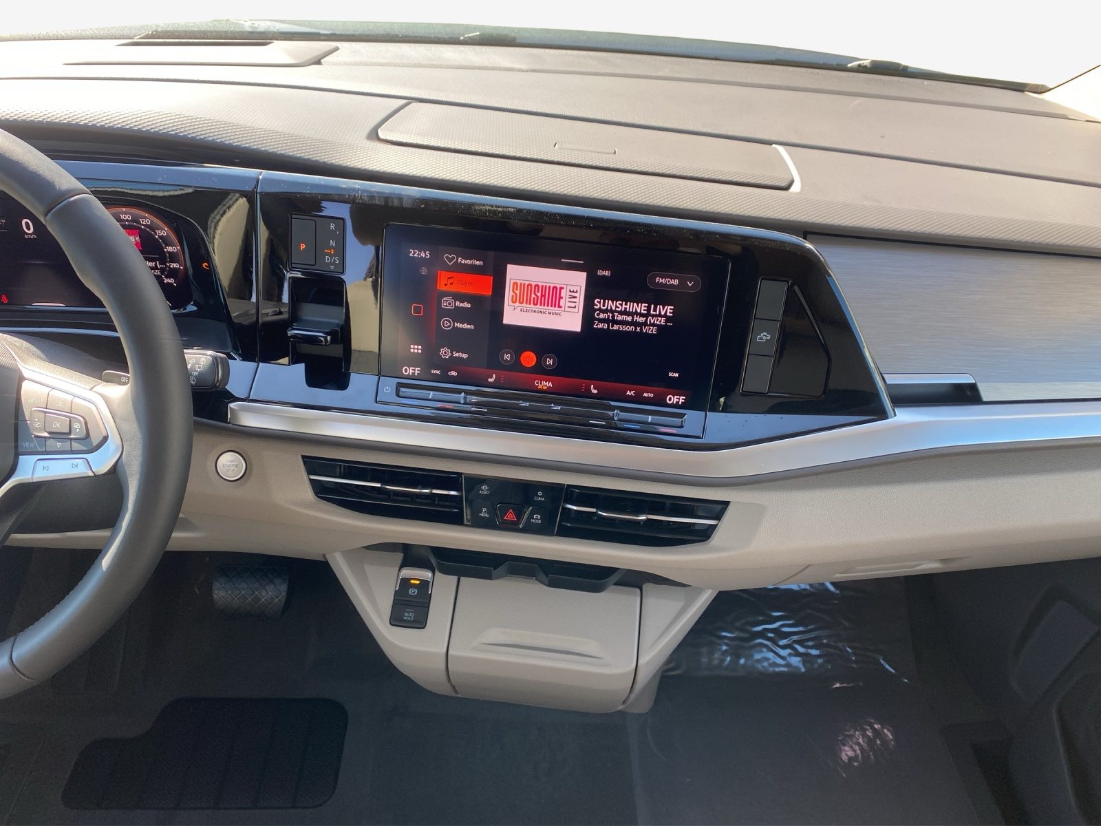 VW California Ocean Liberty, Diesel, Ex-demonstrator, Automatic - 6