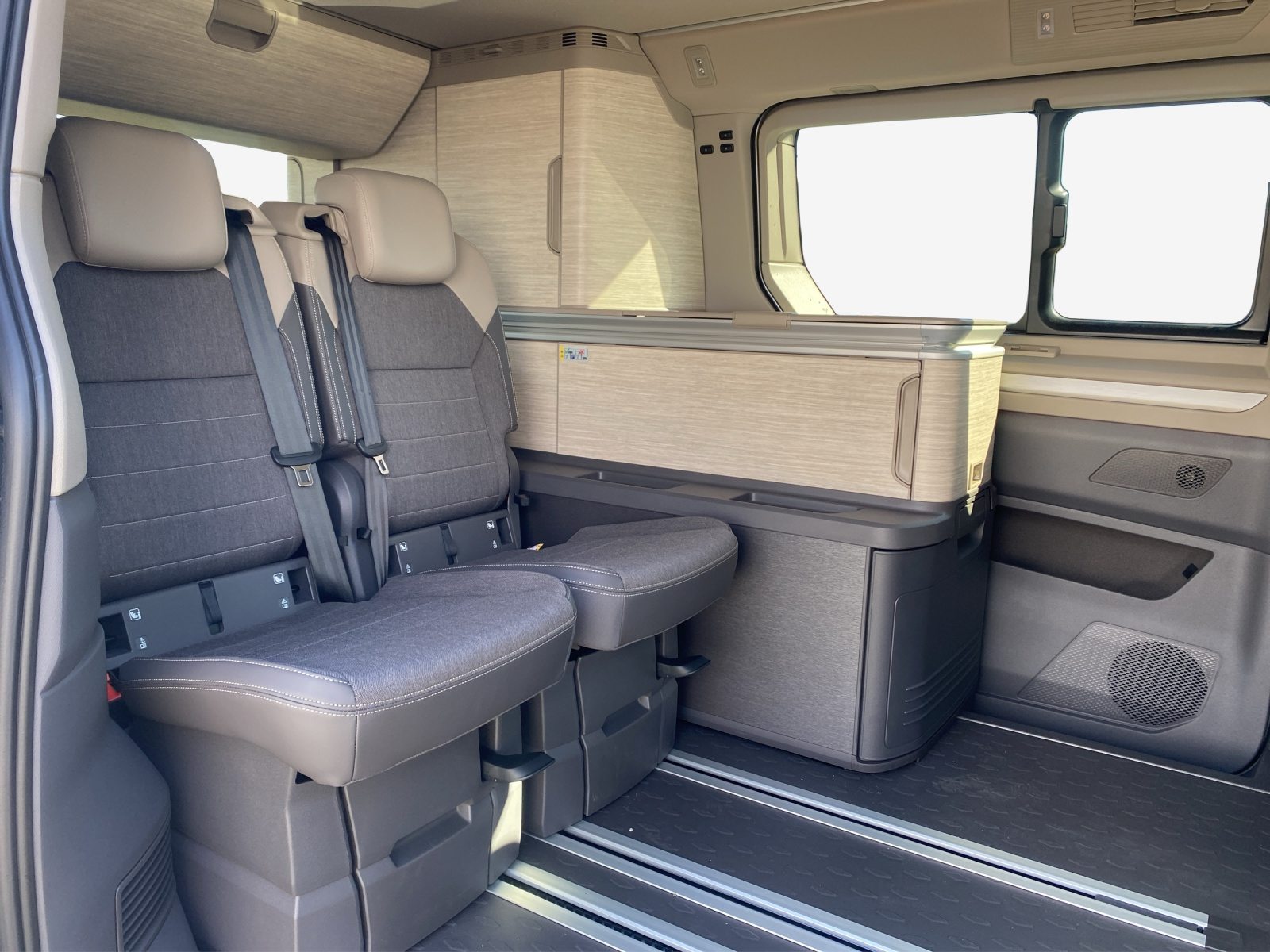 VW California Ocean Liberty, Diesel, Ex-demonstrator, Automatic - 7