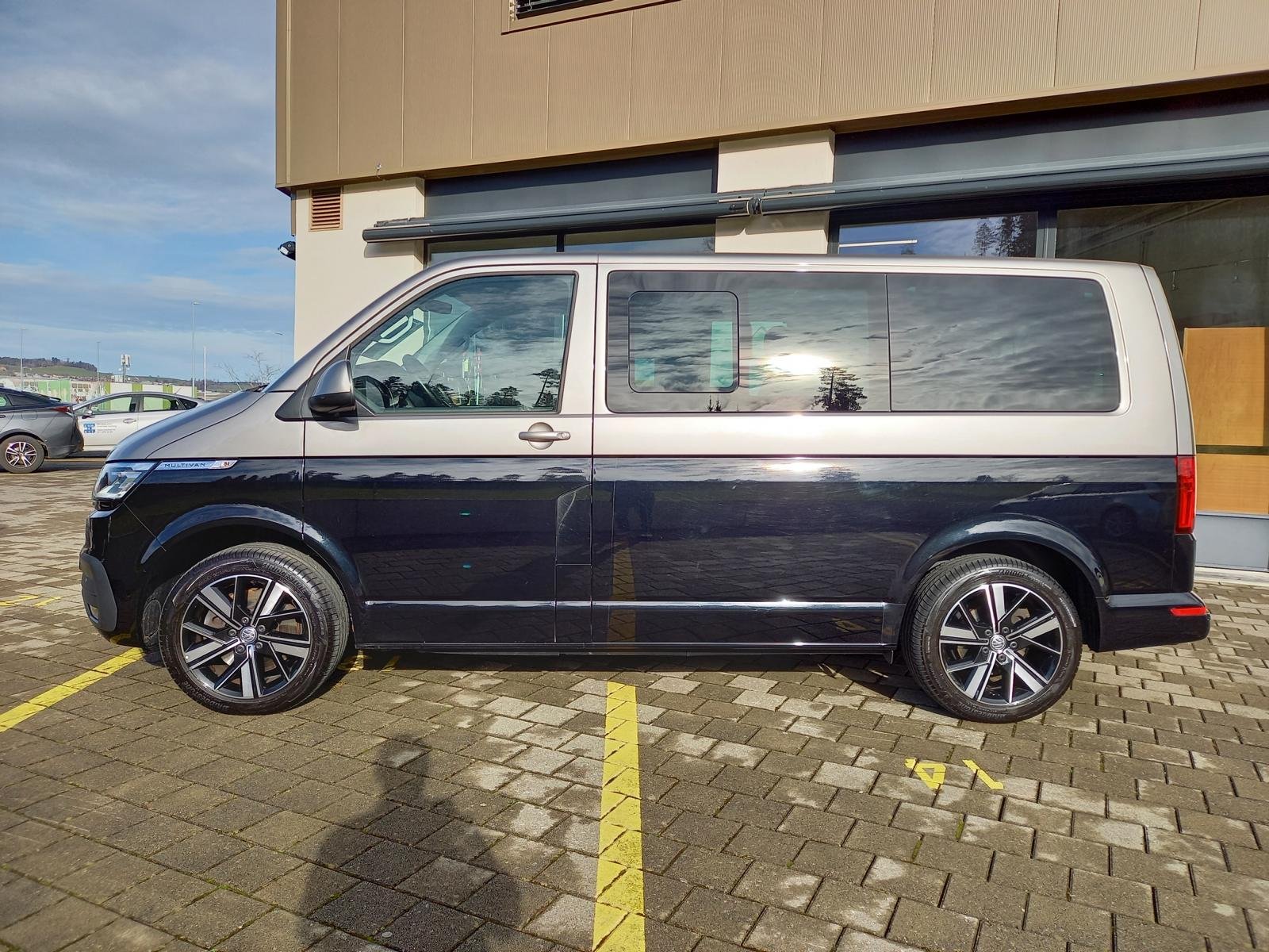 VW T6.1 Multivan 2.0 TDI 199 Comfortline DSG 4m, Diesel, Second hand / Used, Automatic - 3