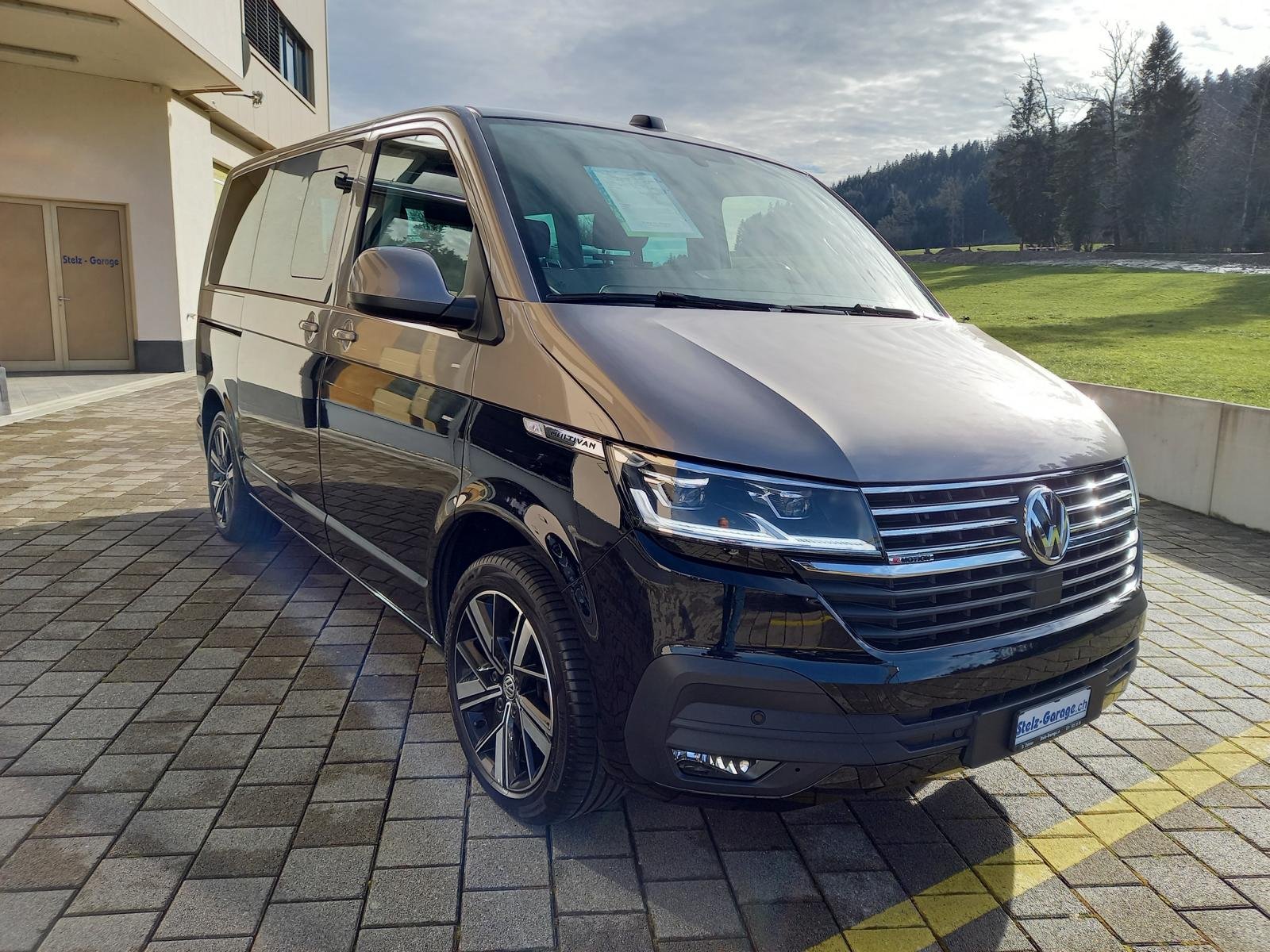VW T6.1 Multivan 2.0 TDI 199 Comfortline DSG 4m, Diesel, Second hand / Used, Automatic - 4