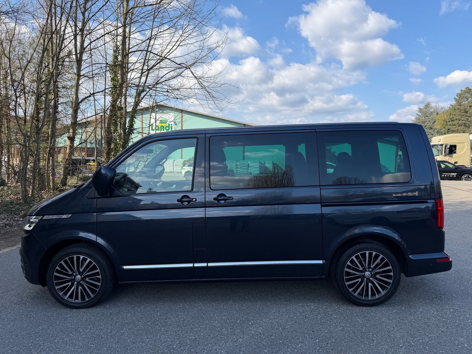 VW T6.1 Multivan 2.0 Bi-TDI Generation Six 4Motion DSG, Diesel, Occasion / Gebraucht, Automatik - 2
