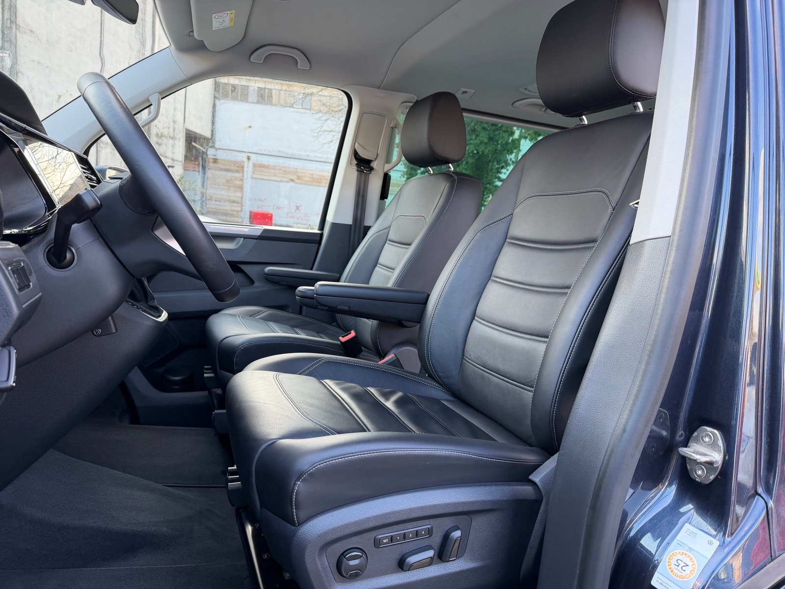 VW T6.1 Multivan 2.0 Bi-TDI Generation Six 4Motion DSG, Diesel, Occasion / Gebraucht, Automatik - 5