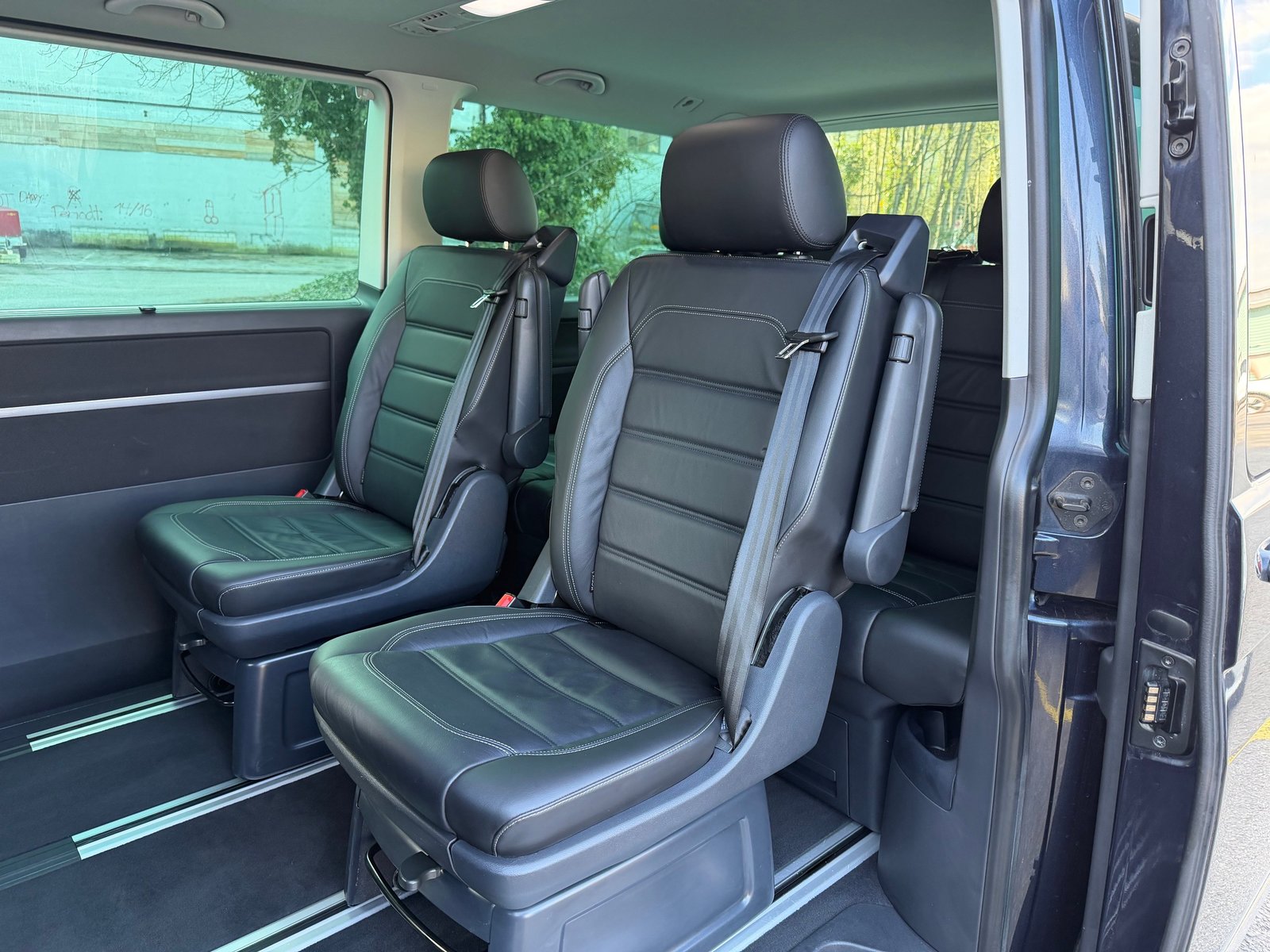 VW T6.1 Multivan 2.0 Bi-TDI Generation Six 4Motion DSG, Diesel, Occasion / Gebraucht, Automatik - 6