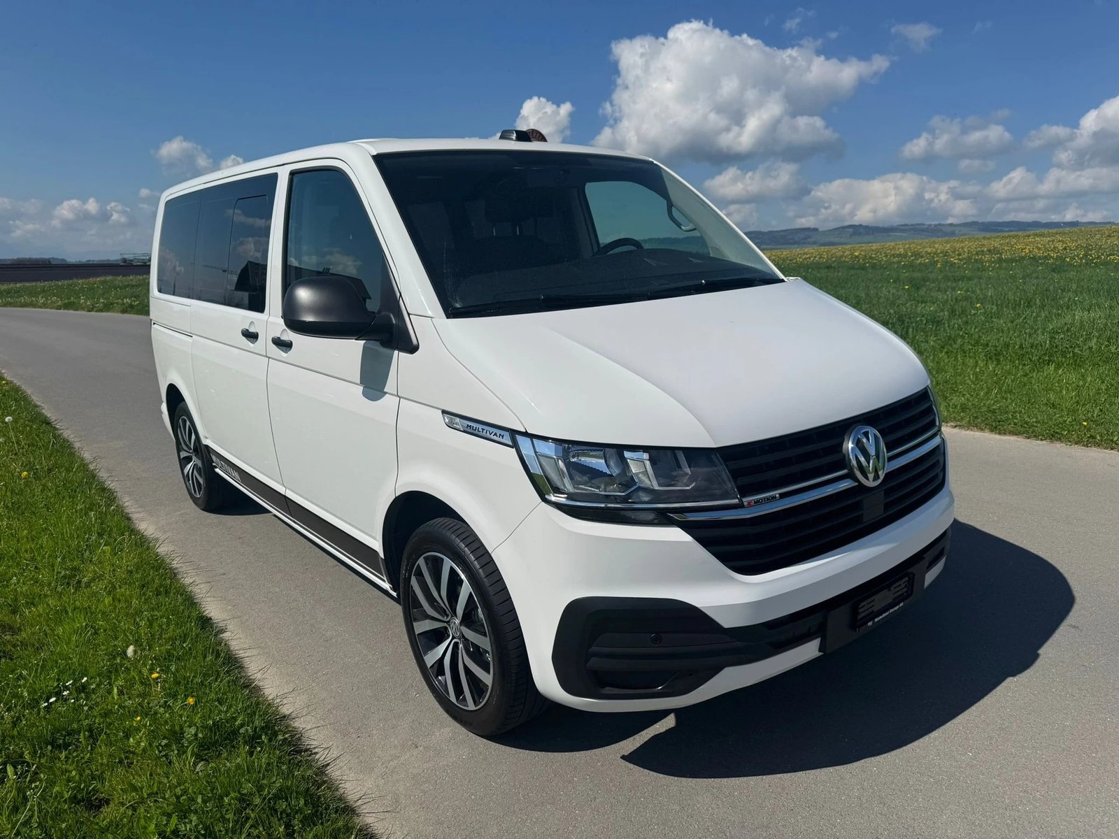 VW T6.1 Multivan 2.0 TDI Trendline 4Motion DSG mit Anhänger, Diesel, Occasion / Gebraucht, Automatik - 2