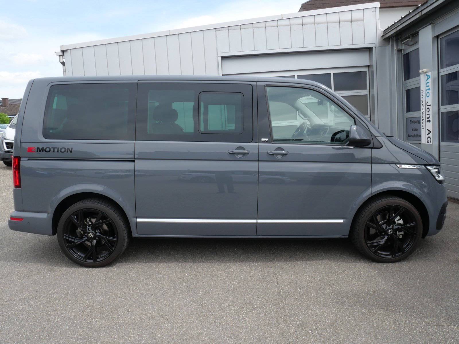 VW T6.1 Multivan 2.0 Bi-TDI Generation Six Highline 4Motion, Diesel, Second hand / Used, Automatic - 5