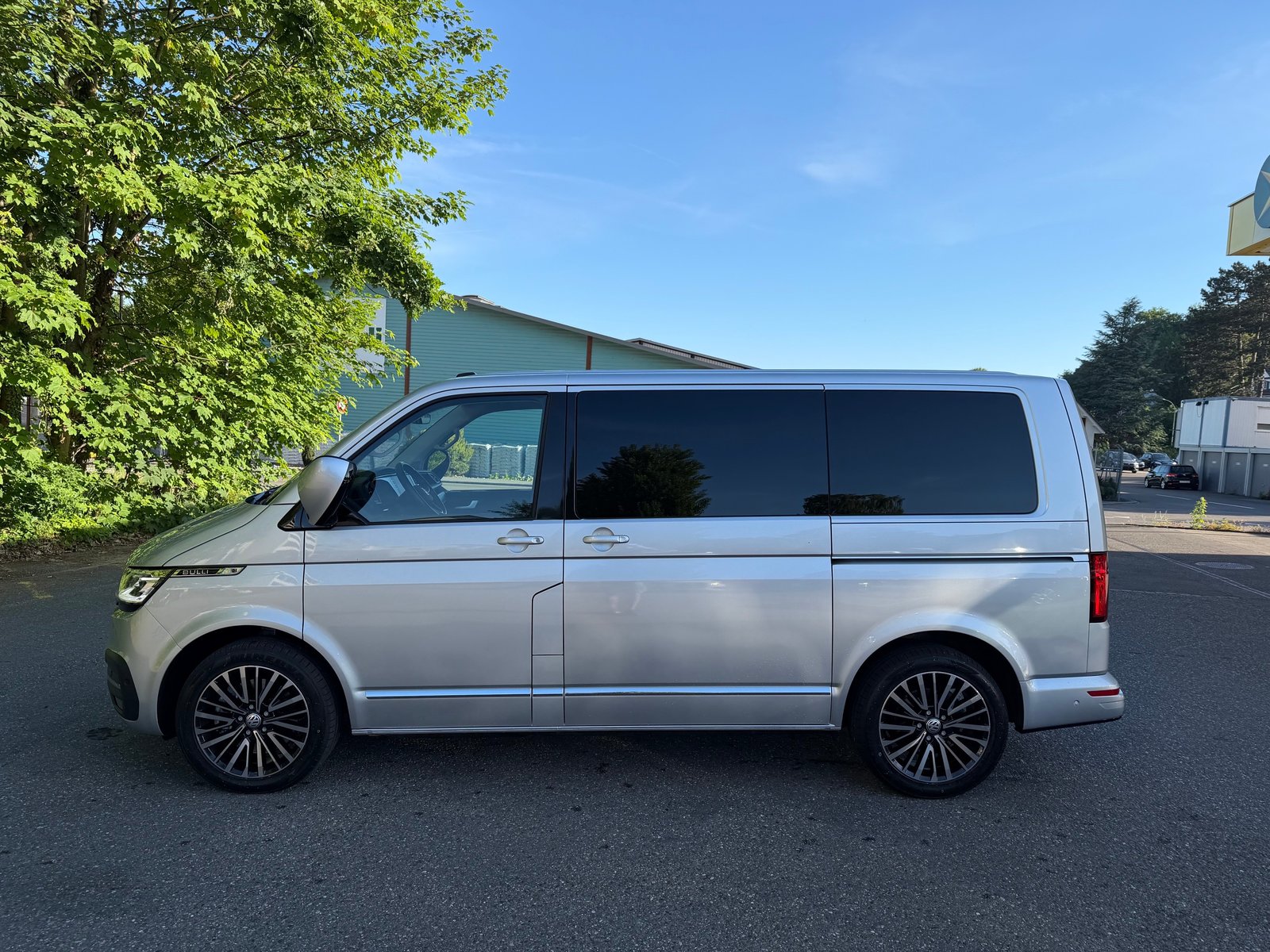 VW T6.1 Multivan 2.0 Bi-TDI Highline 4Motion DSG, Diesel, Occasion / Gebraucht, Automatik - 2