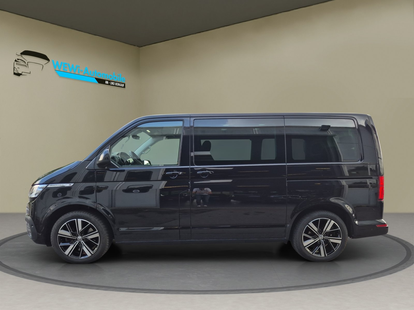 VW T6.1 Multivan 2.0 Bi-TDI Comfortline 4Motion DSG, Diesel, Second hand / Used, Automatic - 4