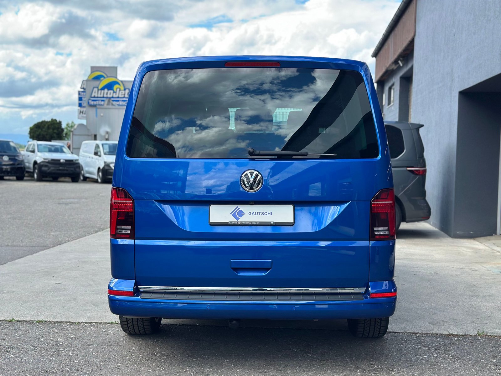 VW T6.1 Multivan 2.0 Bi-TDI Highline Liberty 4Mot. DSG, Diesel, Second hand / Used, Automatic - 4