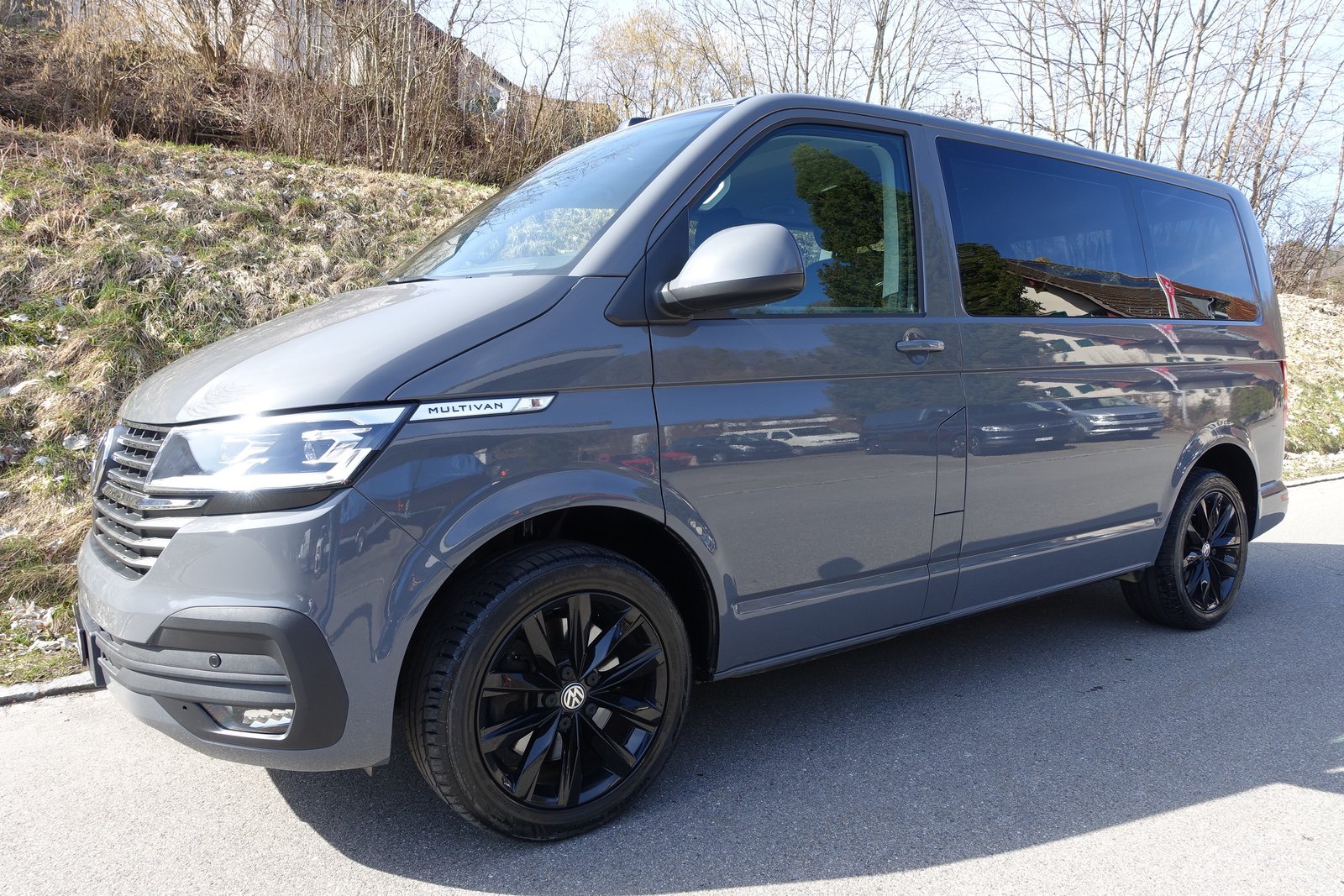 VW T6.1 Multivan 2.0 Bi-TDI Liberty Edition 4Motion DSG, Diesel, Occasioni / Usate, Automatico - 2