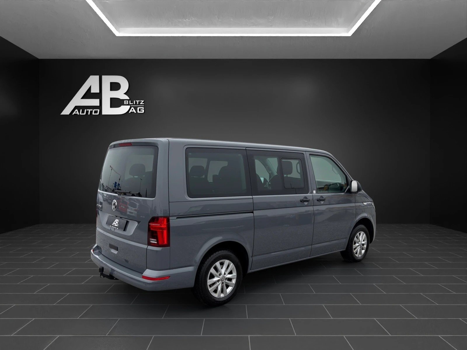 VW T6.1 Multivan 2.0 TDI Trendline Liberty DSG, Diesel, Second hand / Used, Automatic - 5