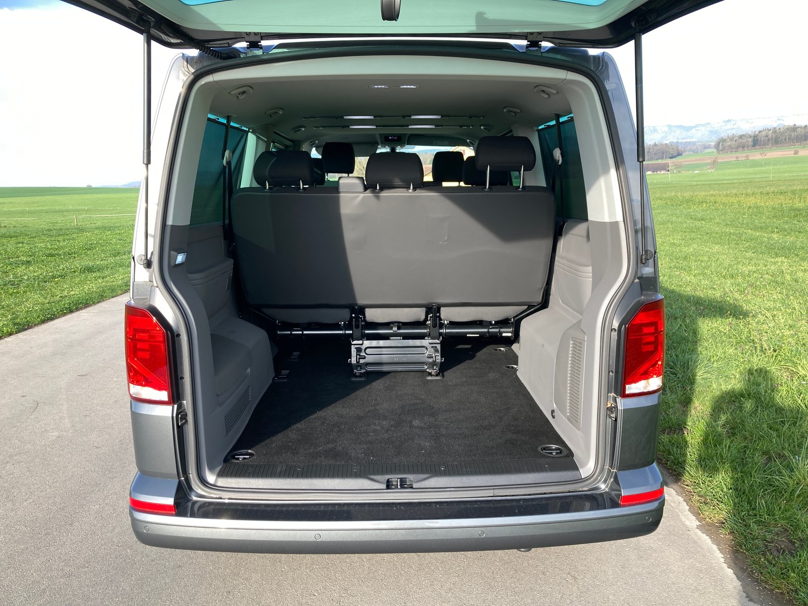 VW T6.1 ABTe-Caravelle 8 Sitzer, Elettrica, Occasioni / Usate, Automatico - 6