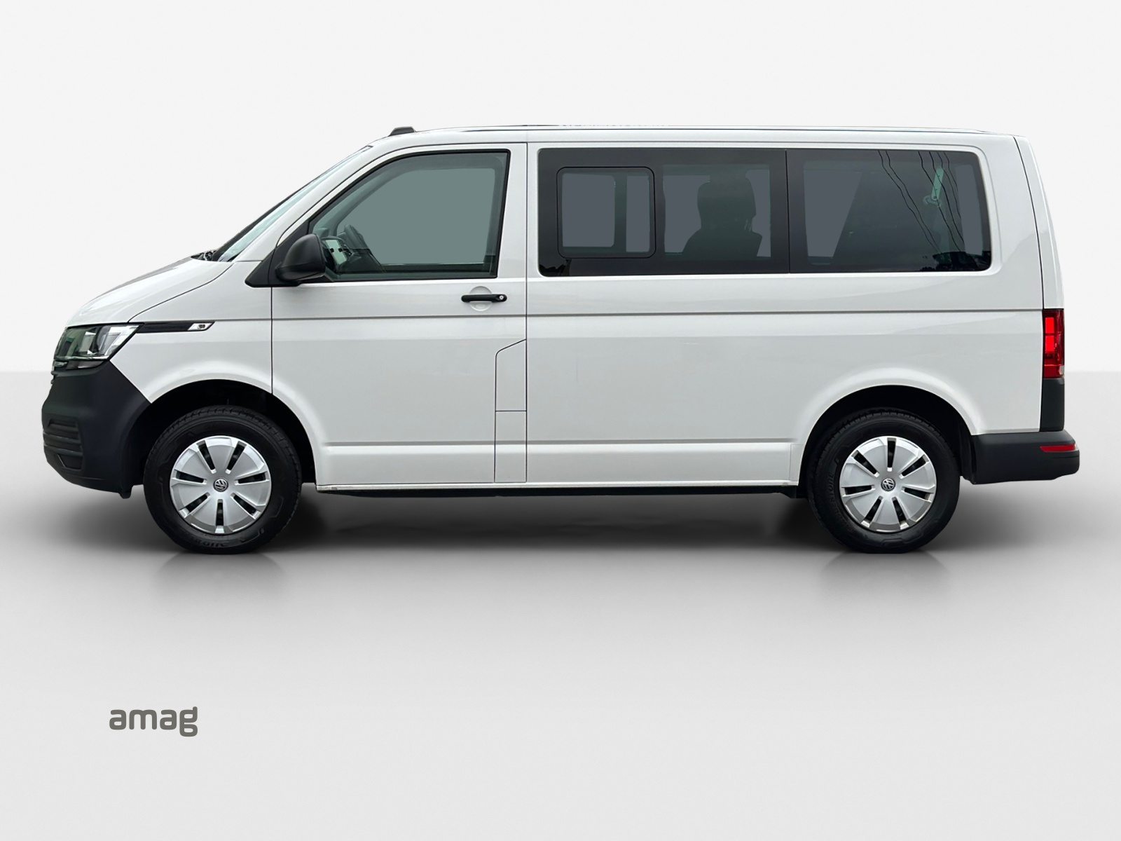 VW Transporter 6.1 Kombi RS 3000 mm, Diesel, Second hand / Used, Automatic - 2