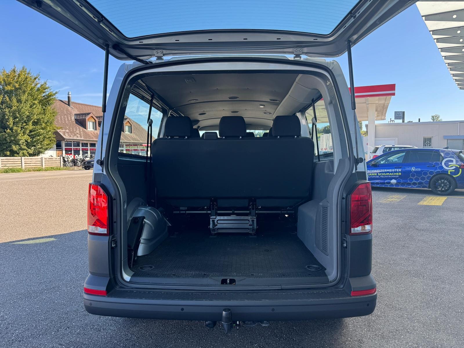 VW T6.1 Kombi 2.0 TDI 4Motion DSG mit 9-Sitzplätze, Diesel, Occasion / Gebraucht, Automatik - 5