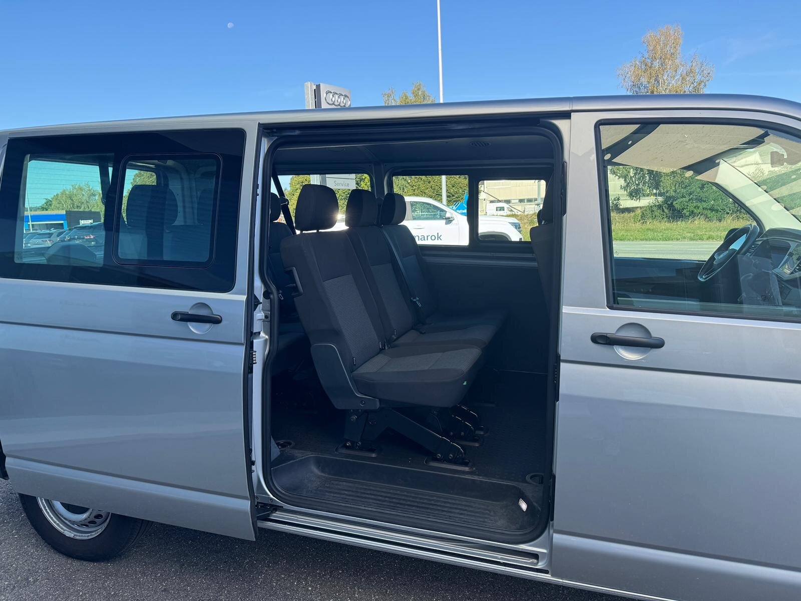 VW T6.1 Kombi 2.0 TDI 4Motion DSG mit 9-Sitzplätze, Diesel, Occasion / Gebraucht, Automatik - 7