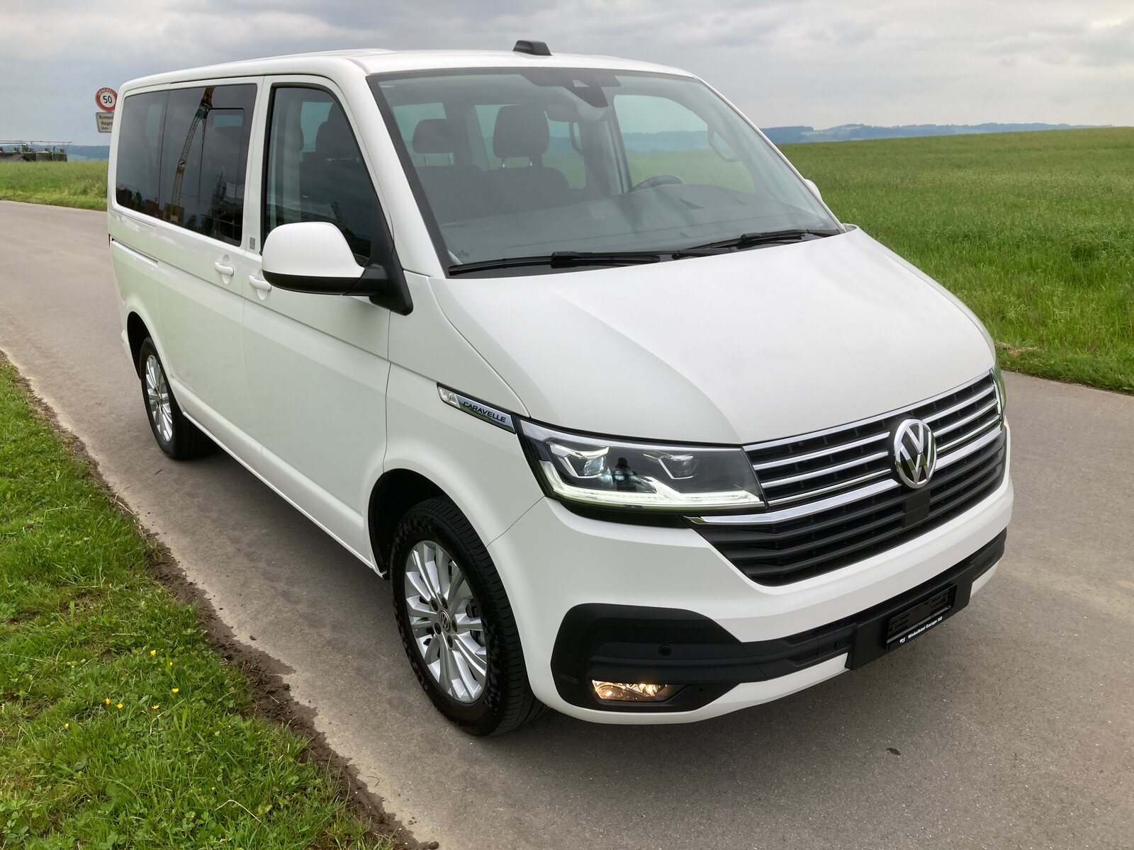 VW T6.1 2.0 TDI DSG 8 Sitzer mit Anhängerkupplung, Diesel, Occasion / Utilisé, Automatique - 3