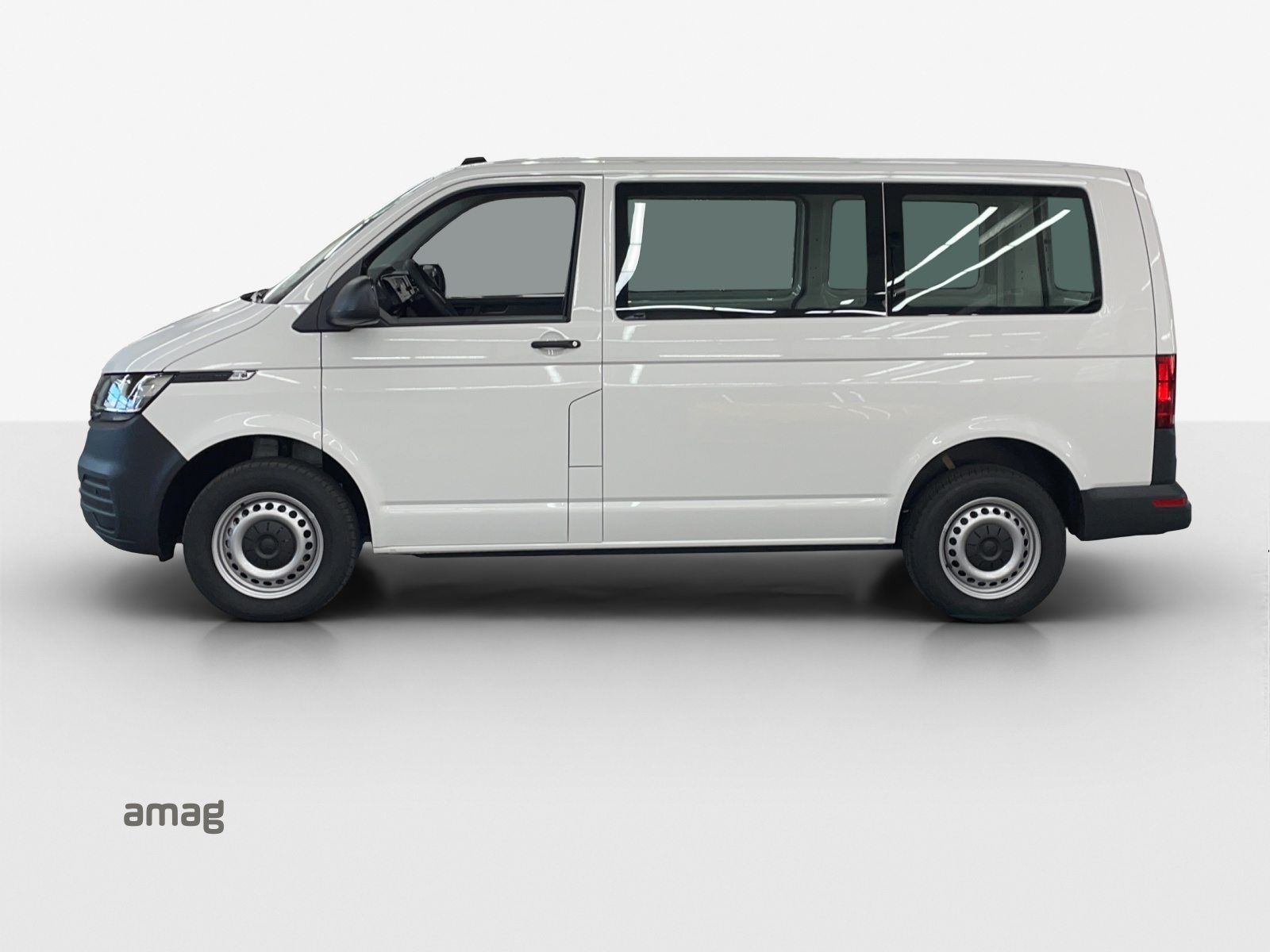 VW Transporter 6.1 Kombi RS 3000 mm, Diesel, Ex-demonstrator, Automatic - 2