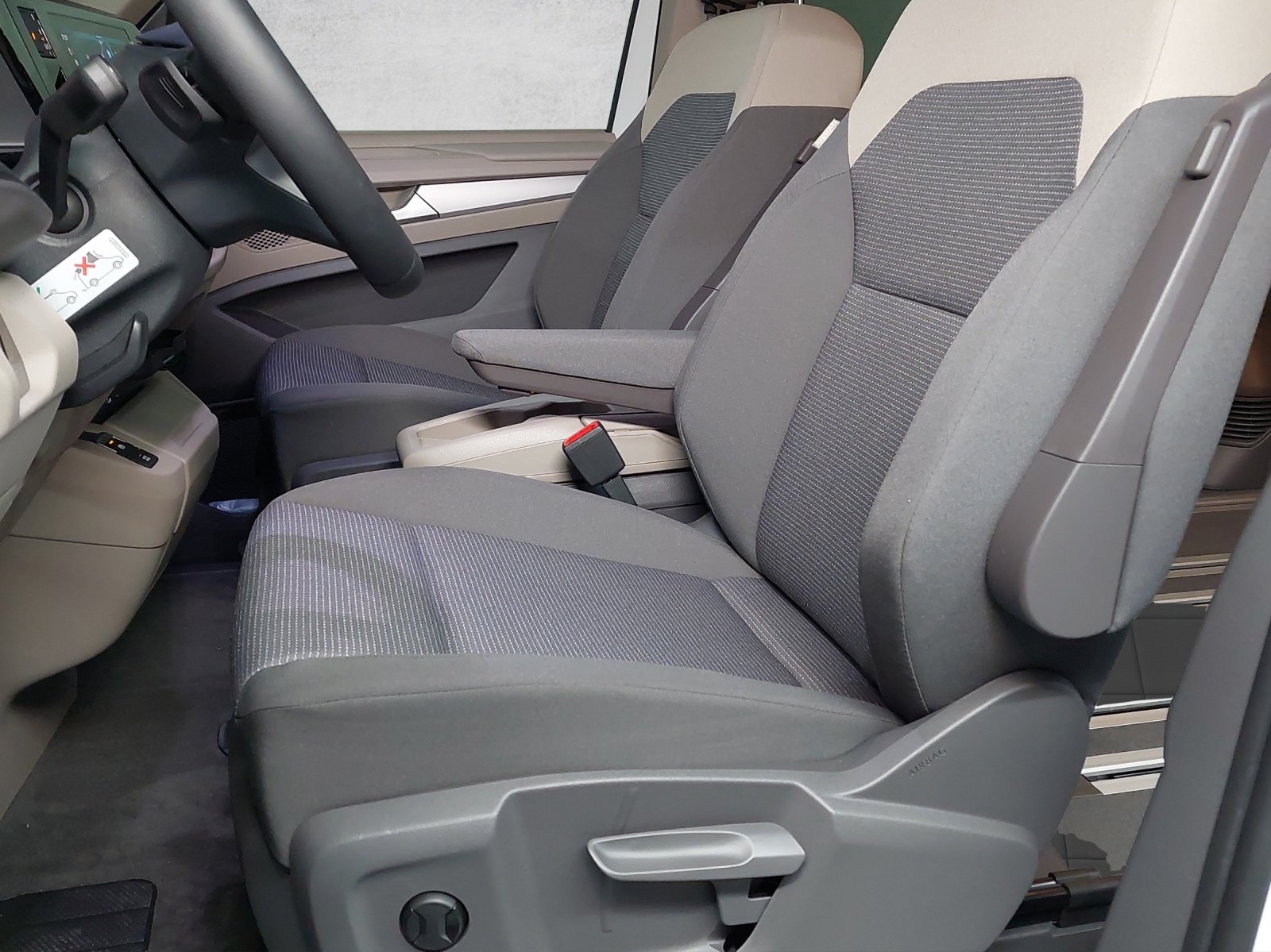 VW California eHybrid Beach Liberty 4Motion, Hybride Rechargeable Essence/Électricité, Voiture nouvelle, Automatique - 6