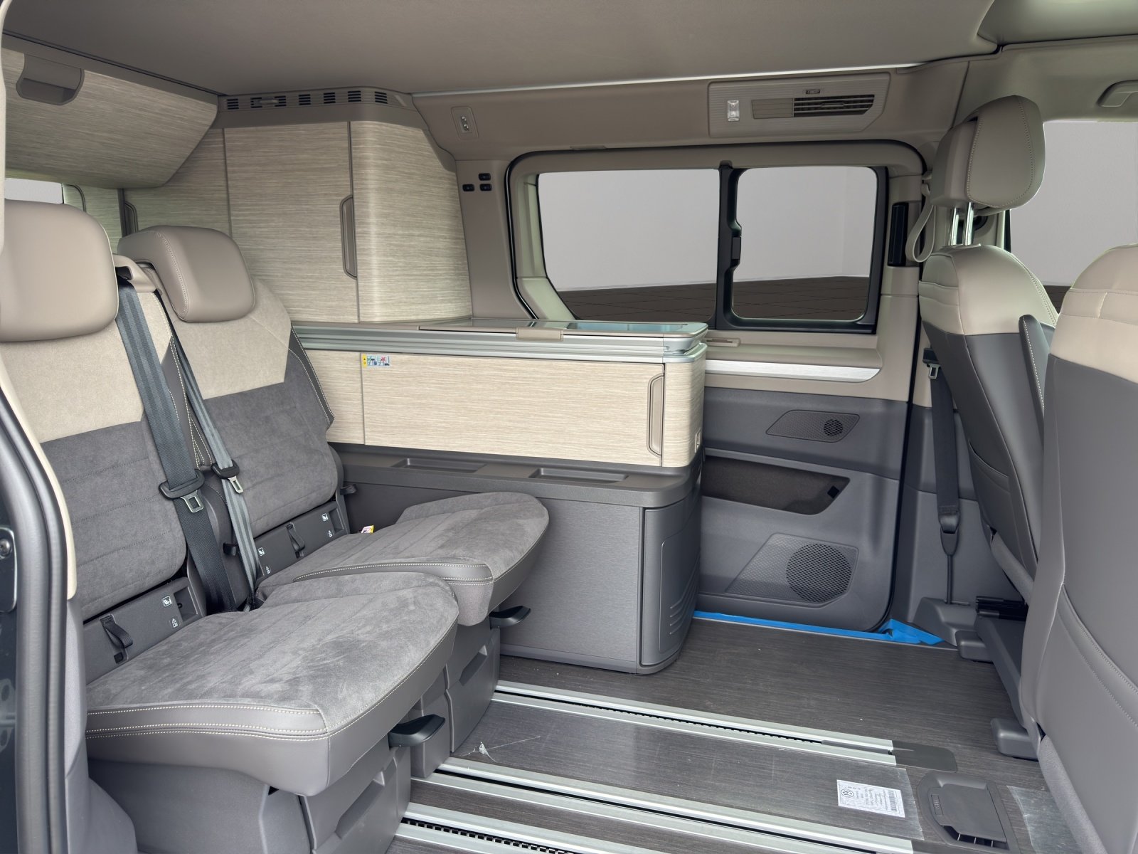 VW California eHybrid Ocean Liberty 4Motion, Plug-in-Hybrid Benzin/Elektro, Neuwagen, Automatik - 6