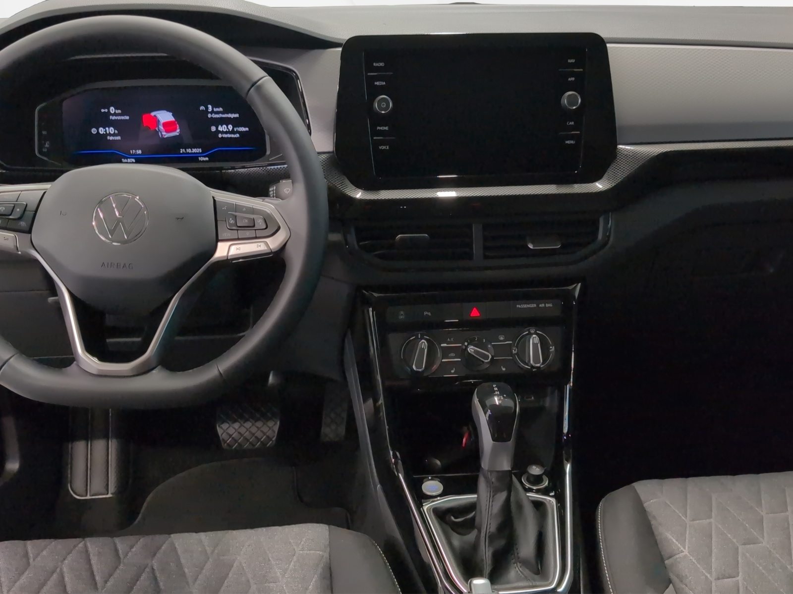 VW T-Cross UNITED, Petrol, New car, Automatic - 7