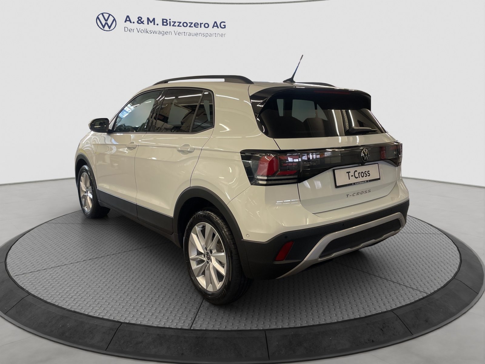 VW T-Cross UNITED, Benzin, Neuwagen, Automatik - 3